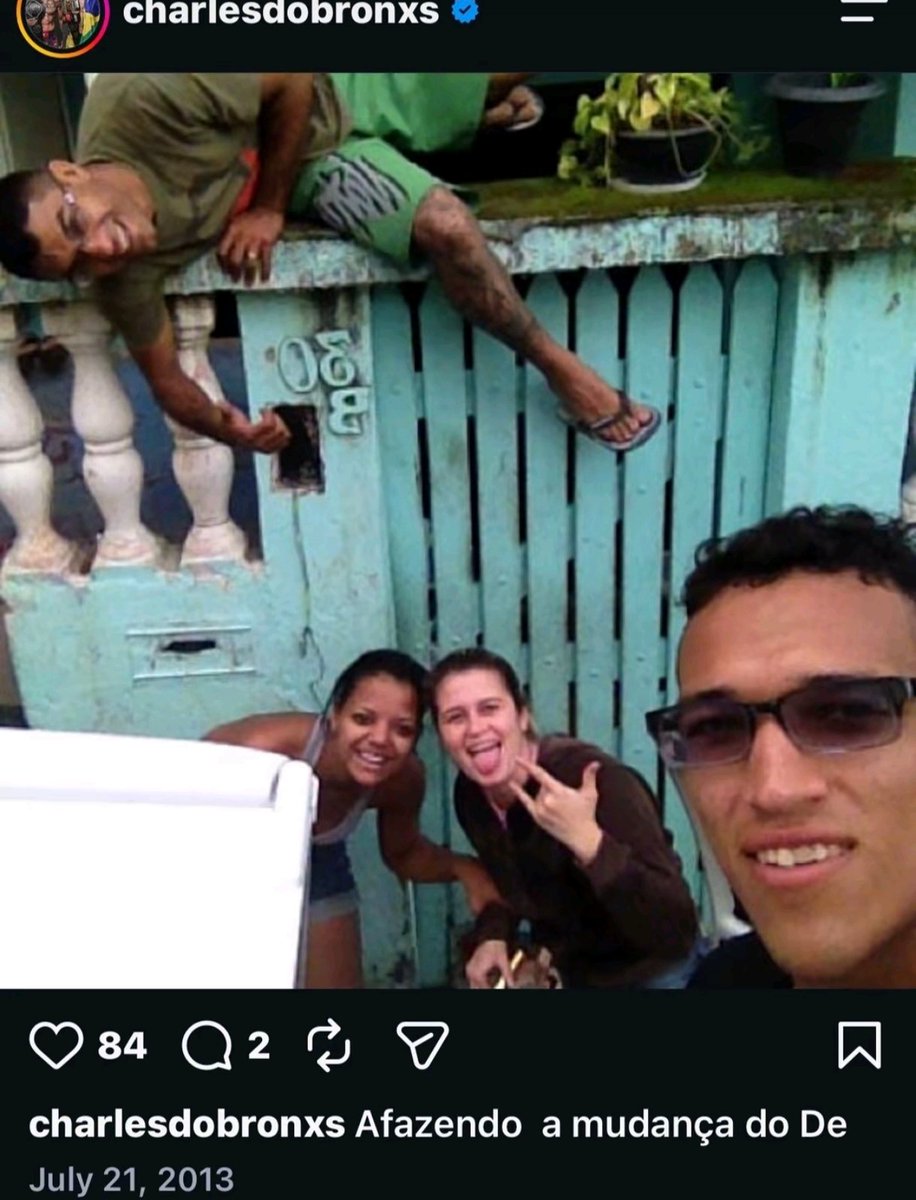 rbipolarfan's tweet photo. charles é o ser humano mais puro da história https://t.co/s3hRrjDi27