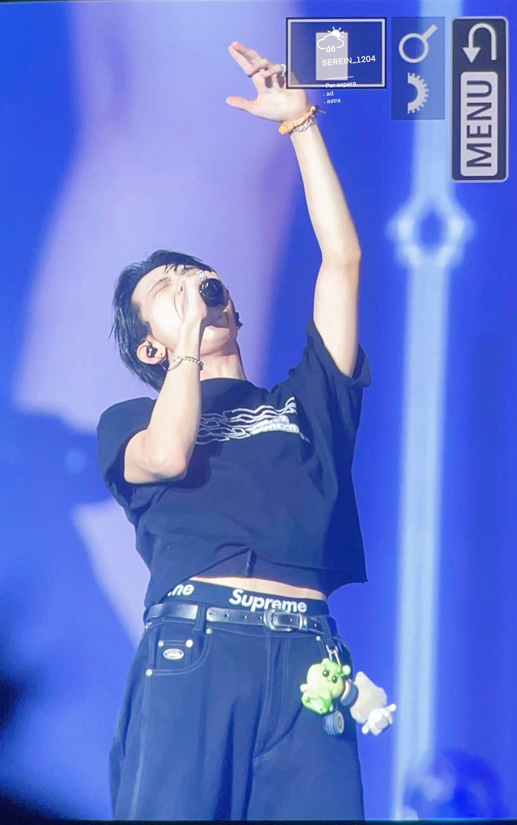 mulandmeong's tweet photo. 이분허리춤에물멍인형봐보실분 ………… https://t.co/JgatOpnrVs