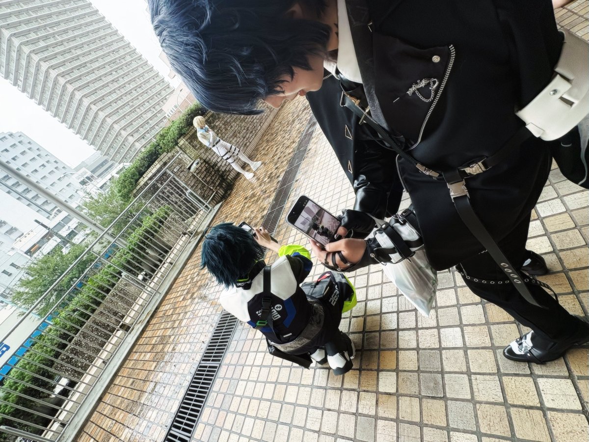 always_u_99's tweet photo. cos.蟹蜂蜜丼のみなさん😊 https://t.co/tdfSCsuN95