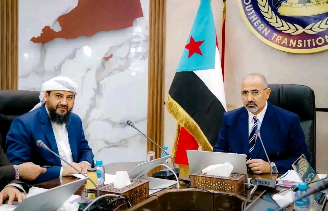 0fvqbr's tweet photo. حافظوا على ثبات مبادأكم وموقفكم وقضيتكم وكونوا إلى جانب هولا القائدان لأجل الوطن
فأن سقوط الاوطان هي سقوط الكرامه https://t.co/T0cLZE962B
