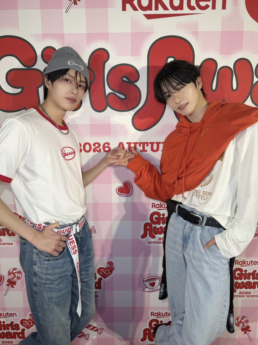 KO1KEYZofficial's tweet photo. [📸] 260926

『Rakuten GirlsAward 2026 A/W』
#KO1KEYZ からRYOGAとSIYOUNGが
ランウェイを初披露しました⚽️⚡️

2人ともお疲れ様でした👏👏👏👏👏👏👏👏👏👏

RYOGAコメント⚽️
今回KO1KEYZとして初めてランウェイを歩かせていただき、ありがとうございました！
これからも僕たち12人精進してまいりますので、引き続き応援よろしくお願いします！🤟

SIYOUNGコメント⚡️
僕たちKO1KEYZに貴重な機会をくださってありがとうございました！🤟
またGirlsAwardで皆さんにお会いできるように頑張ります！

@GirlsAward
#ガルアワ2026AW #ガルアワ
#KO1KEYZ