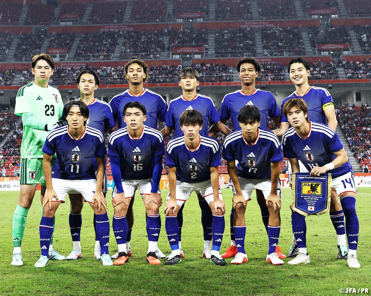 jfa_samuraiblue's tweet photo. まもなく後半キックオフ💪

🏆第20回アジア競技大会（2026／愛知・名古屋）
⚔️準々決勝
🇯🇵#U21日本代表 1-0 朝鮮民主主義人民共和国代表🇰🇵

📺TBS系列にて生中継
📱TVer

#サッカー日本代表 https://t.co/WQJalNLjXH