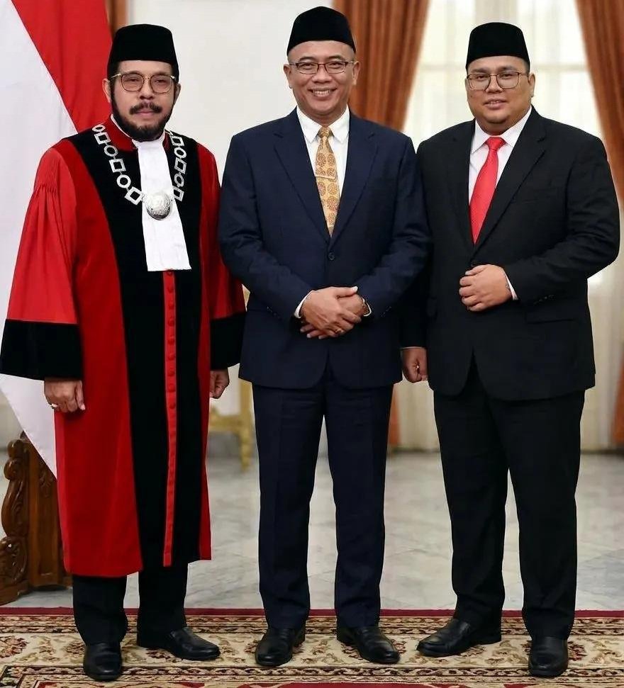 HisyamMochtar's tweet photo. Insyaallah hidup mereka bertiga ga akan tenang dikejar2 dosa... https://t.co/w55aMjhxsO