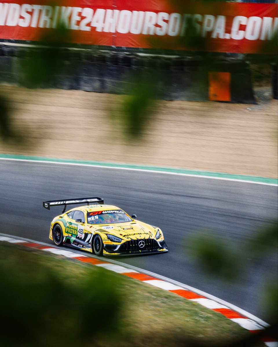 emilysmith64959's tweet photo. It’s race day! Can’t wait to see these battle it out on track. https://t.co/ATAeuRL0kd