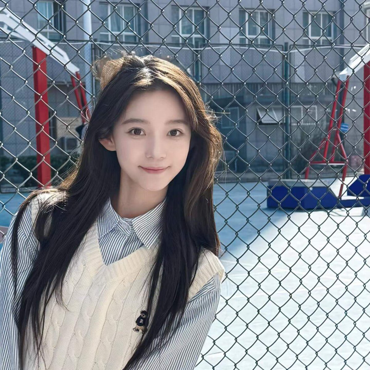 NancyRamirknkh's tweet photo. narlI https://t.co/zD3wXeLfzo