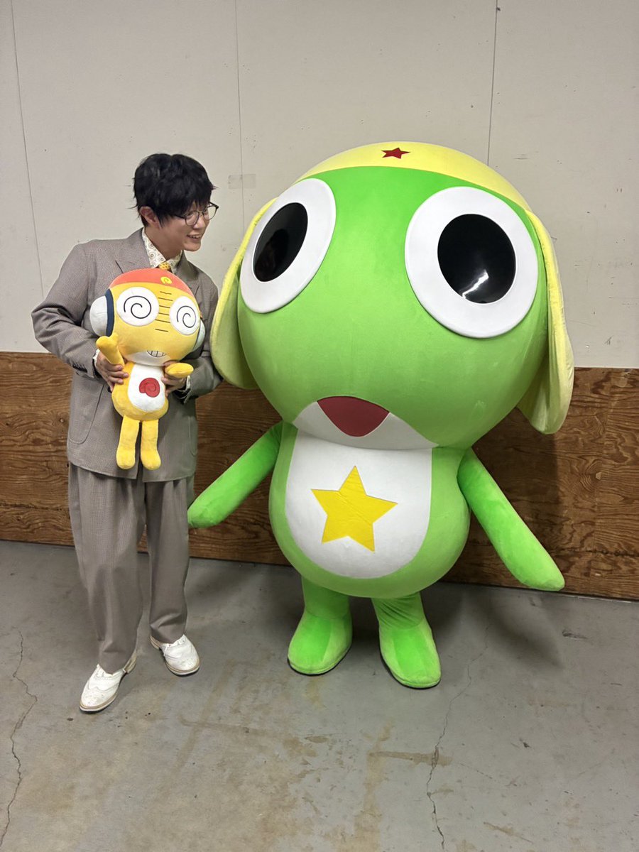 echigoya226's tweet photo. 改めて『ケロロ軍曹⭐︎』先行上映会
ご来場いただいた皆様、本当にありがとうございました。

少しでも多くの方に楽しんでいただけるよう、関わってくださる皆様と共に楽しい作品が届けられるよう尽力します！

皆様今日のことは🤫内緒でよろしク〜🌀
大切に大切に紡いでいきます！　

#ケロロ軍曹 https://t.co/biEZYFMPO0