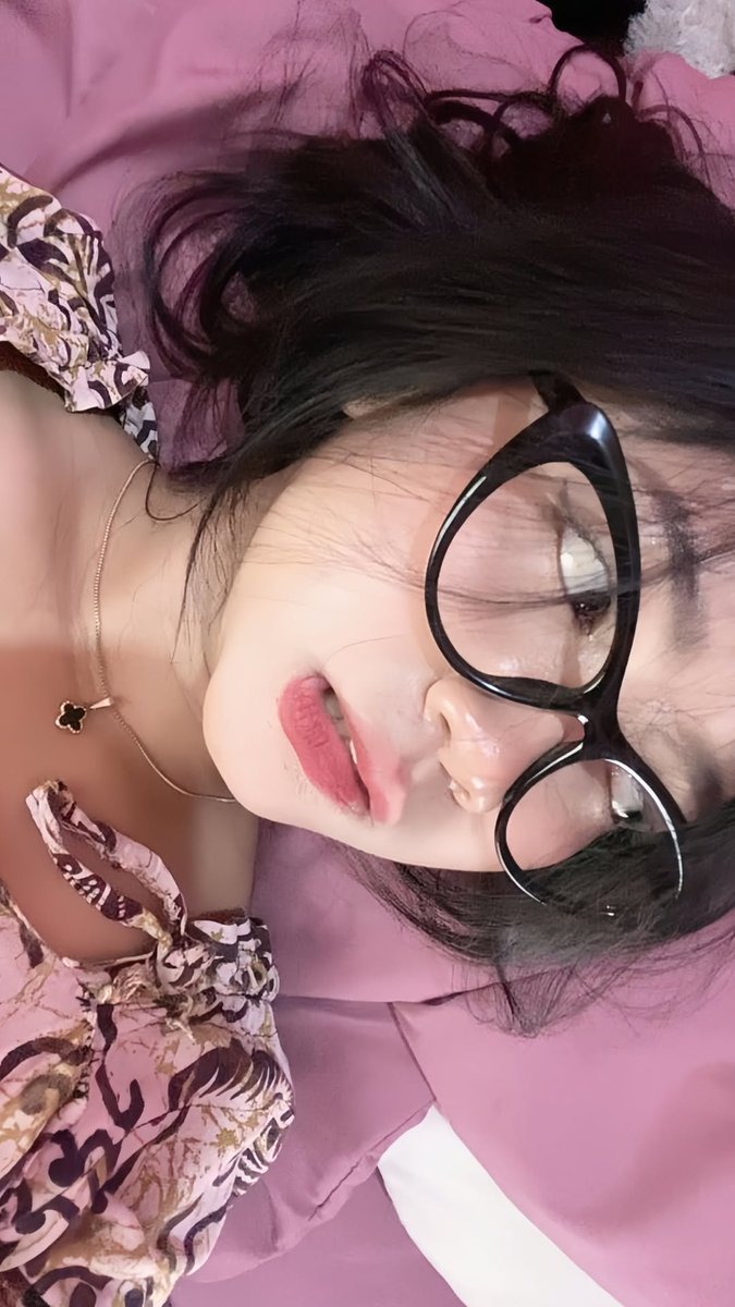 CarretiChavez's tweet photo. viral seleb banyuwangi bilqis yang lagi viral viral tiktok 👹🤓

https://
https://t.co/h3wArK9dQK

Part
https://t.co/t6NQnCW2OL https://t.co/frnptsL0NA