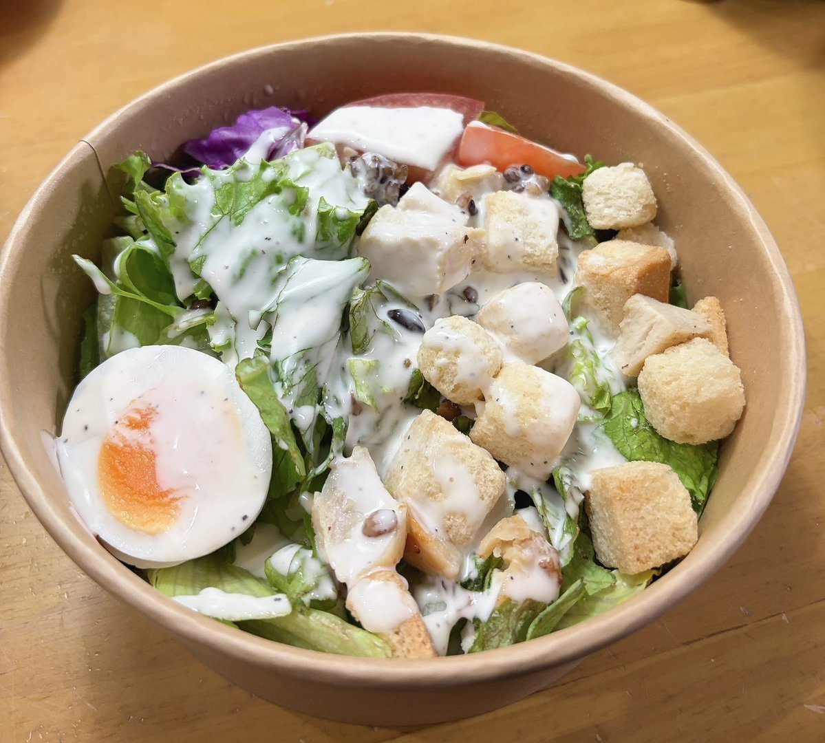 rq93vr's tweet photo. シーザーサラダって美味しいですよね
おいしいです。 https://t.co/d2EWaa4SyV