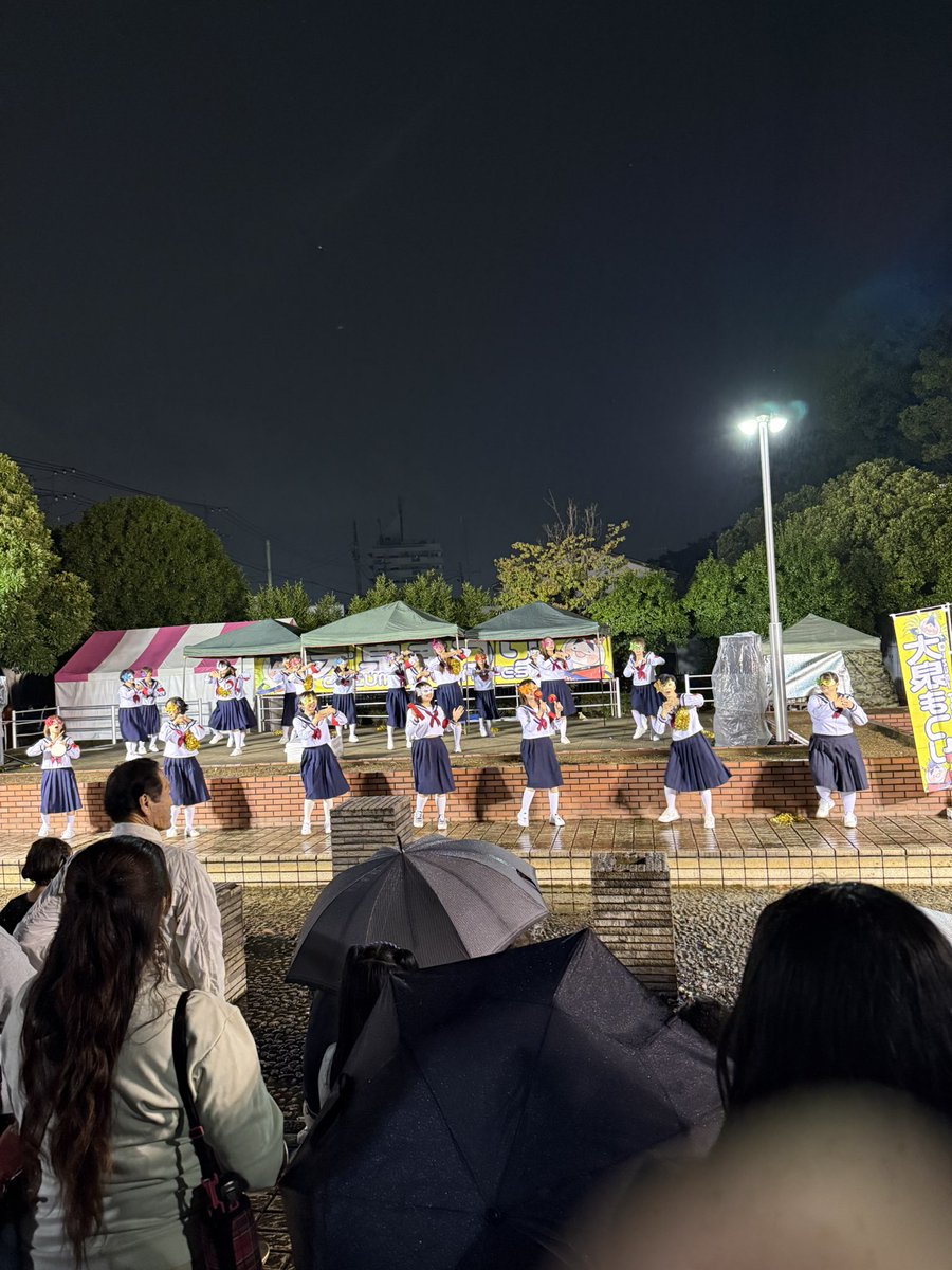 hr_kg16's tweet photo. 何十年ぶりに大泉祭り😁
国際色豊かな祭りはここだけだと思う🇧🇷
#女装さんと繋がりたい
#カノ女装
#大泉祭り https://t.co/kxY7TEmbw2