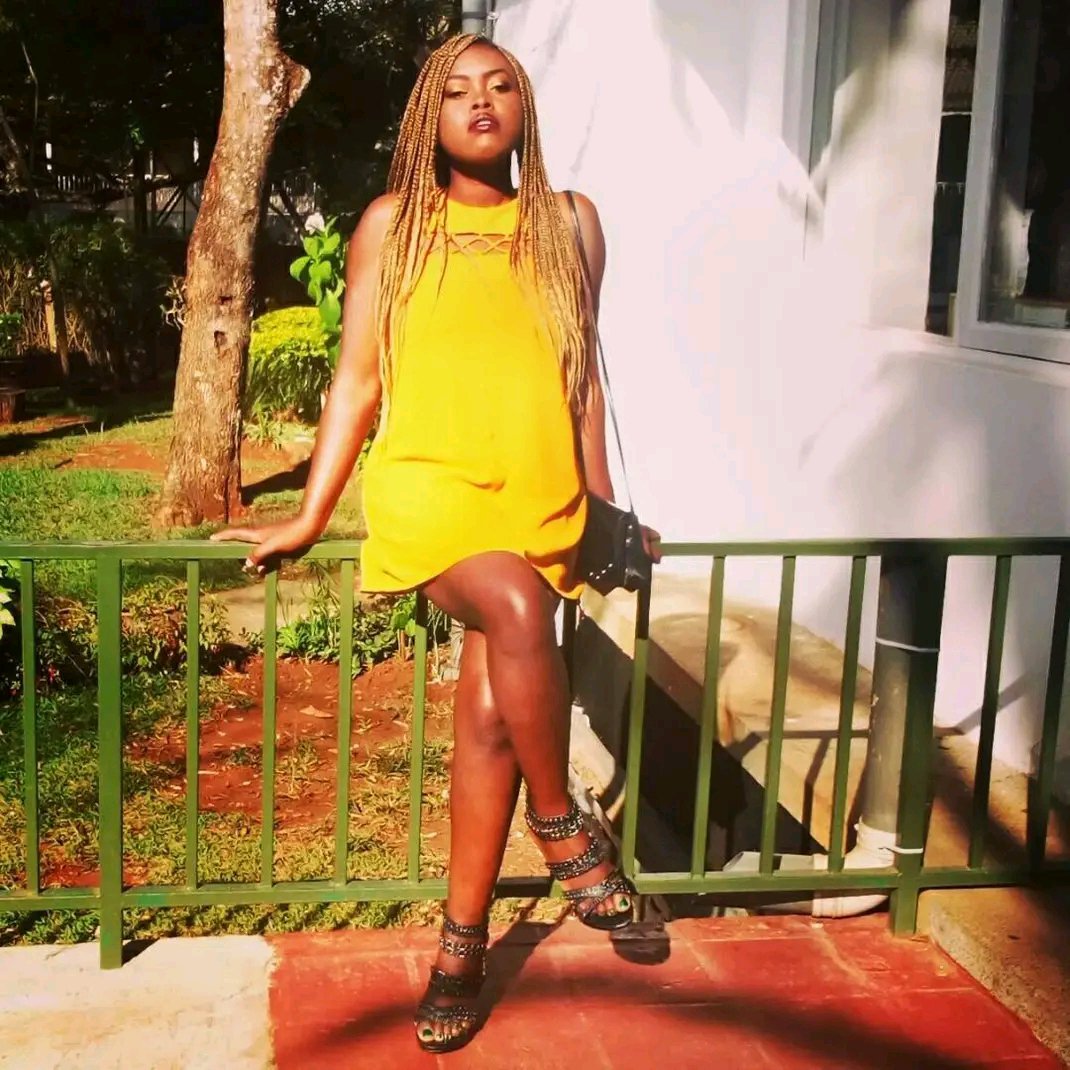 Jua_Quietlens's tweet photo. A beautiful sunny Saturday calls for a  sunny dress and meeting good friends.
What are you doing this beautiful Saturday? https://t.co/8pYa9bmjrj
