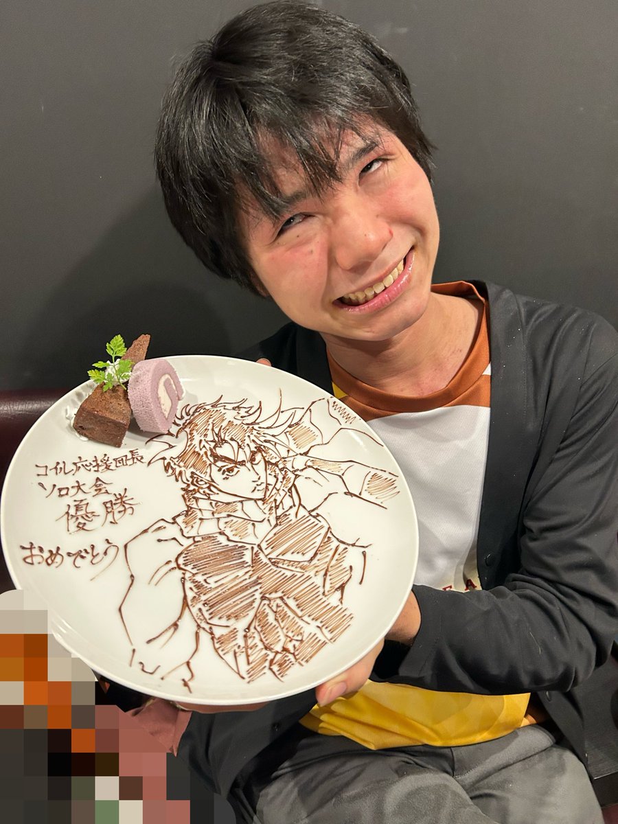 Nohoho__nohoo's tweet photo. ソロ大会優勝おめでとう会 https://t.co/mrX7fveDCw