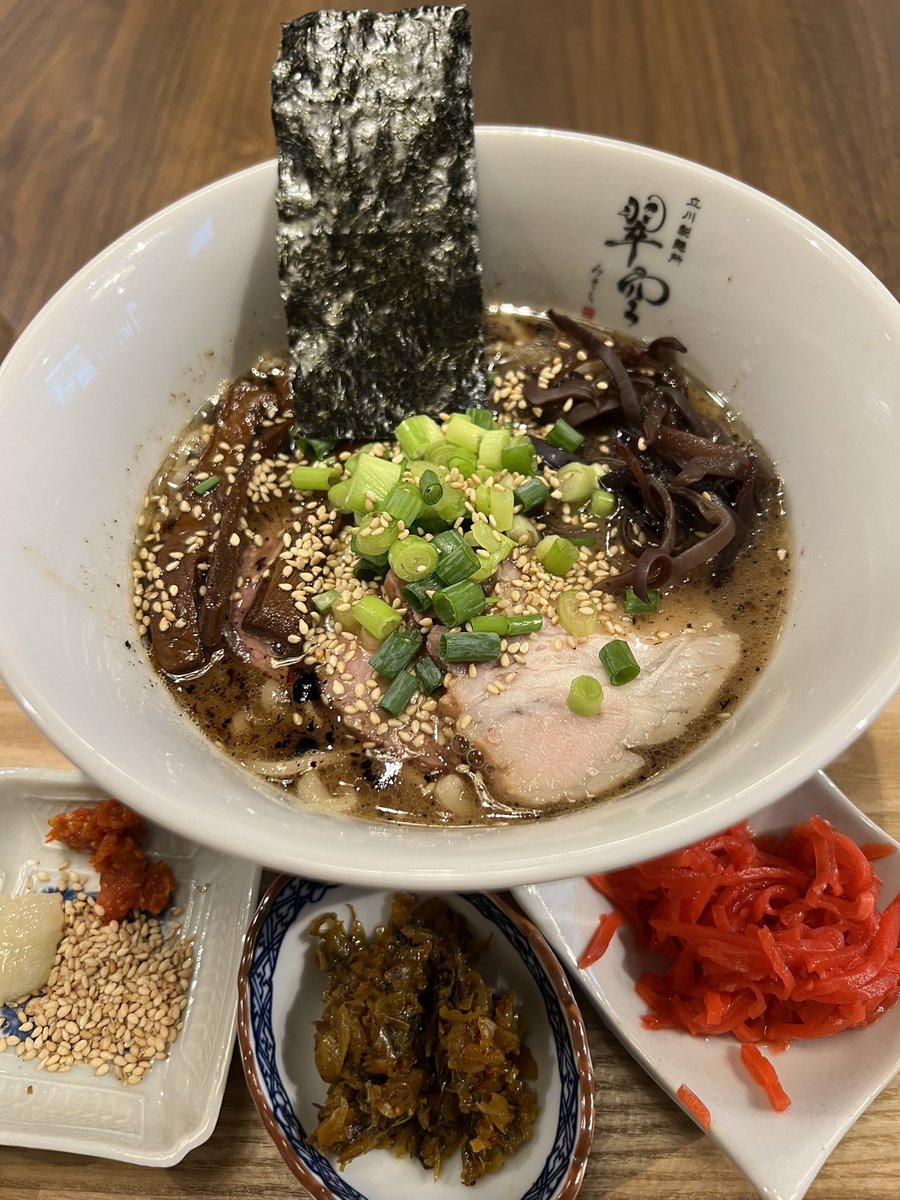 mori70gk's tweet photo. 最近つくづく思うこと
遠くの名店より、近くの素敵なお店 https://t.co/f1CeSguMf5