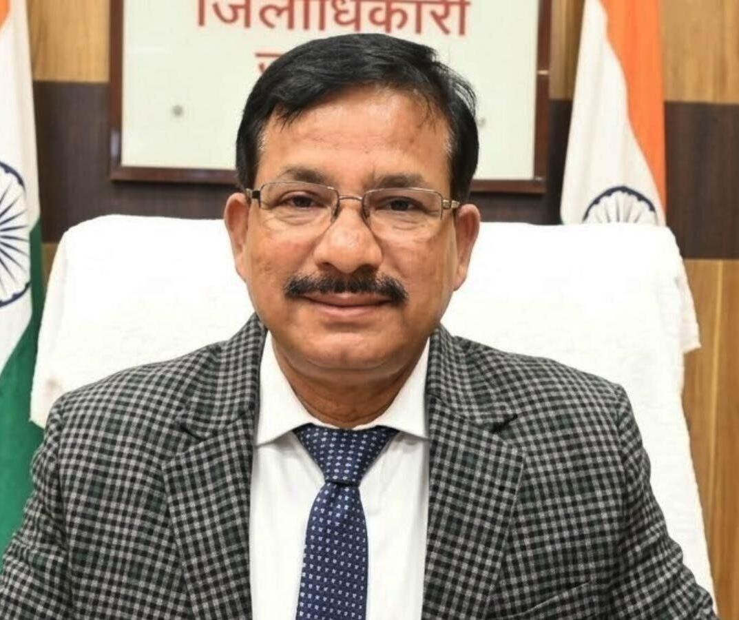 jmdnewsflash's tweet photo. #बहराइच | 

🔘भारी बारिश को लेकर प्रशासन अलर्ट
🔘DM ने सभी अधिकारियों को जारी किए निर्देश
🔘हर घटना की सूचना कंट्रोल रूम को देने के आदेश
🔘जनहानि-पशुहानि और मकान क्षति की होगी रिपोर्ट
🔘फसल नुकसान और जलभराव की भी जानकारी मांगी

#Bahraich #BahraichNews #HeavyRain #OrangeAlert #RainAlert #DistrictAdministration #JMDNewsFLASH @DMBahraich