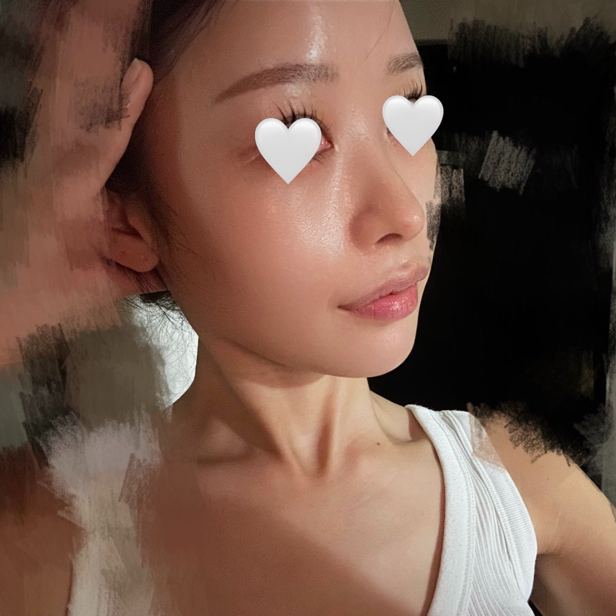 今日は鼻整形４ヶ月記念日🤍🤍
鼻好きすぎてずっと一緒にいようねという気持ちです

※肌鬼加工 https://t.co/EDWxD5oP7C
