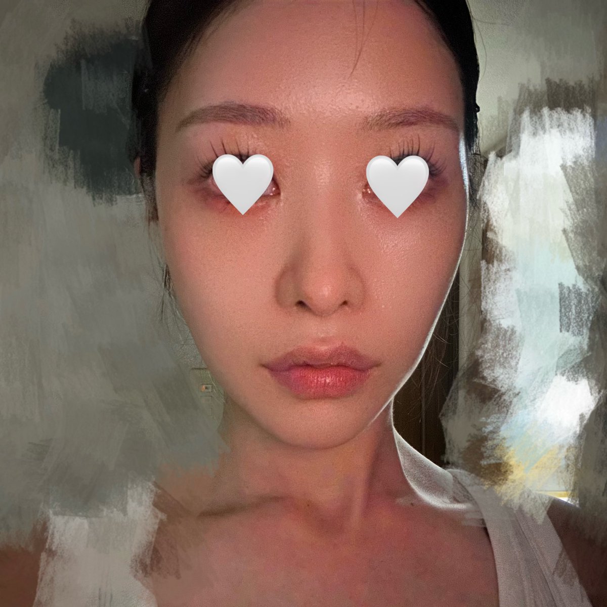 今日は鼻整形４ヶ月記念日🤍🤍
鼻好きすぎてずっと一緒にいようねという気持ちです

※肌鬼加工 https://t.co/EDWxD5oP7C