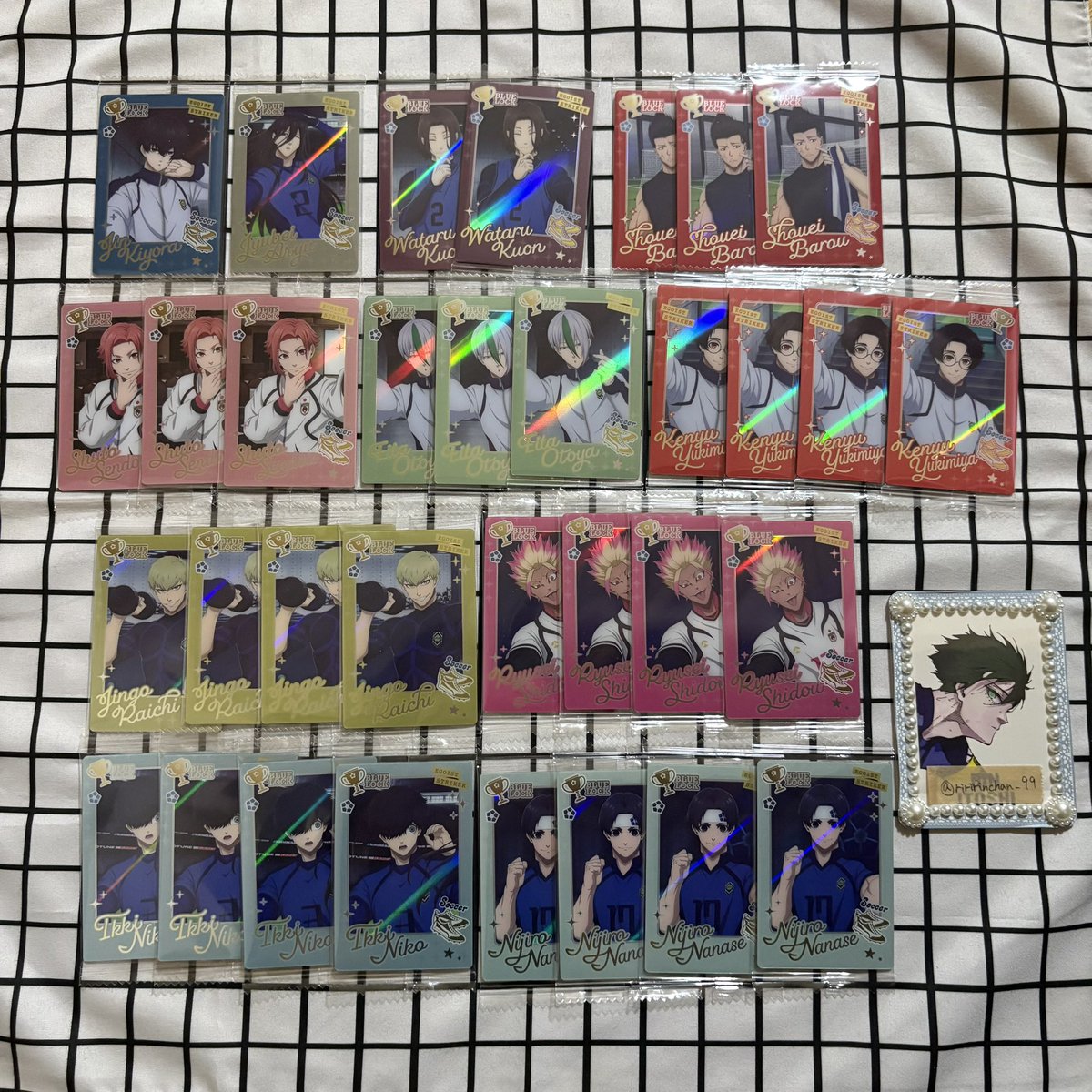 riririnchan_99's tweet photo. 【交換】ブルーロック ウエハース 6

꒰譲꒱ 1枚目(交換のみ)、2枚目(譲渡可:100円/枚)

꒰求꒱ 凛(同種≒シクレ)

※シークレットは複数枚提供可能。ご相談いただけますと幸いです🙇🏻‍♀️
※郵送交換希望🙇🏻‍♀️

お心当たりがございましたら検索外からも
お気軽にお声かけください🌼*･ https://t.co/bbpXvL3AB4