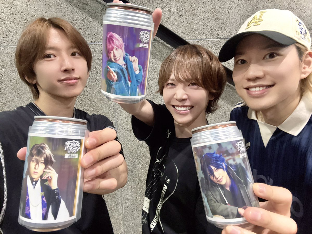 shunto_imai's tweet photo. ぽっせーーーーー！✌🏻

#ヒプステ ライブまであと5日！
最高に楽しい日にしようね

ラベル缶めちゃかわいいよ https://t.co/VQDR0tn8Co