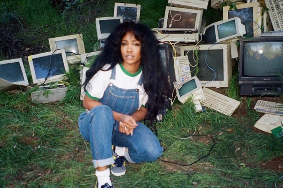 szaupdatesbr's tweet photo. SZA confirma que os 10 anos de ‘CTRL’ serão comemorados. 

Durante uma live no Instagram, ela garantiu que a celebração do álbum icônico está nos planos. 💚 https://t.co/RS0hxqzctb