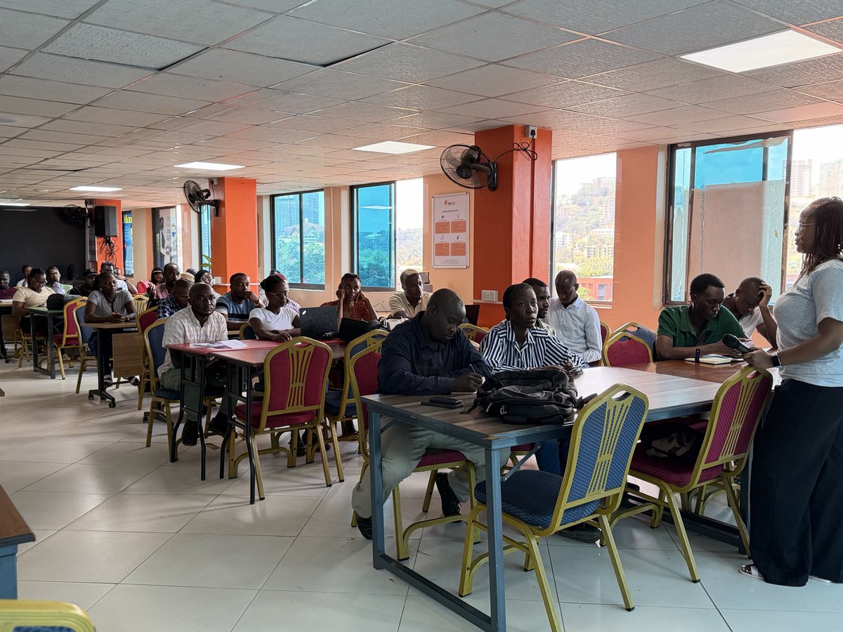 HarunMbaabu's tweet photo. LuxDevHQ Uganda! https://t.co/gTxeCBoSuI