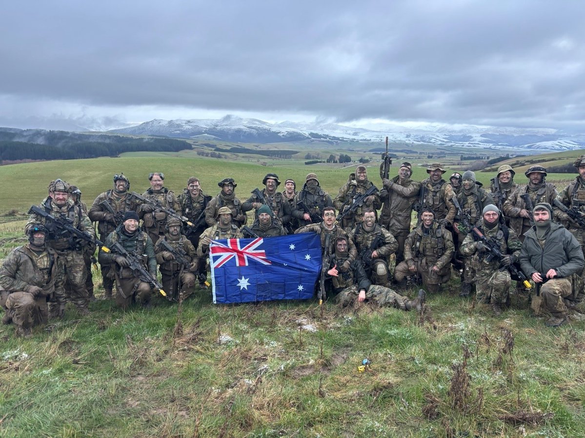 DefenceAust's tweet photo. Training together, ready together 🇦🇺 🤝 🇳🇿

@AustralianArmy Reservists took on the freezing and wet environment of 📍 New Zealand’s South Island during Exercise Tasman Reserve. 

Training with @NZDefenceForce counterparts, forty soldiers from the NSW-based 5 Brigade deepened their tactical interoperability and learned to operate effectively in challenging conditions, strengthening the bond between the two defence partners. ❄️

Read more 🗞️ https://t.co/xDVFLPCwyY

#YourADF #AusArmy