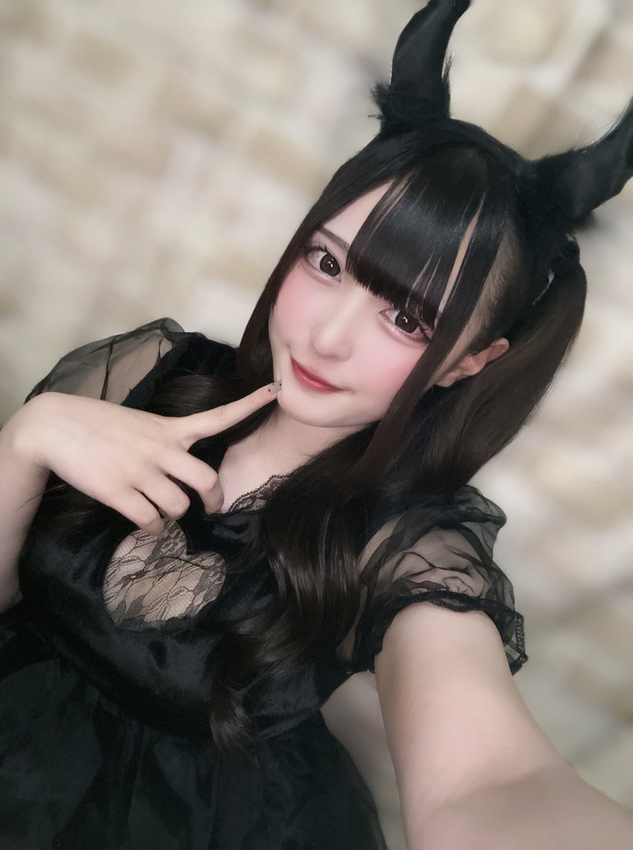 gets_youu's tweet photo. 10月スケジュール🗓️♡

今月も呼んでくださった店舗さまありがとうございますᯠ_   ̫  _ᯄ♡
お久しぶりにお邪魔する店舗さまも🈶,,⁃ ⩊ ⁃,,💞

10月もたくさん遊びにきてねｇ⩊ｇ💘
ハロウィンなに着よっかなーー🎵🎵

PR https://t.co/cuIbKvzfyW
