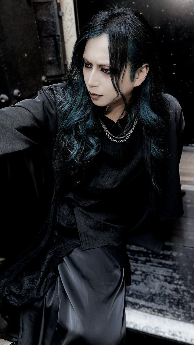 Ryo_Awoi's tweet photo. 終盤に差し掛かったこのツアー、皆さんと今日この場所にしか生まれない熱い時間を過ごせました。GOTCHAROCKA福岡ありがとうございました。 https://t.co/sRSn2kb7zj