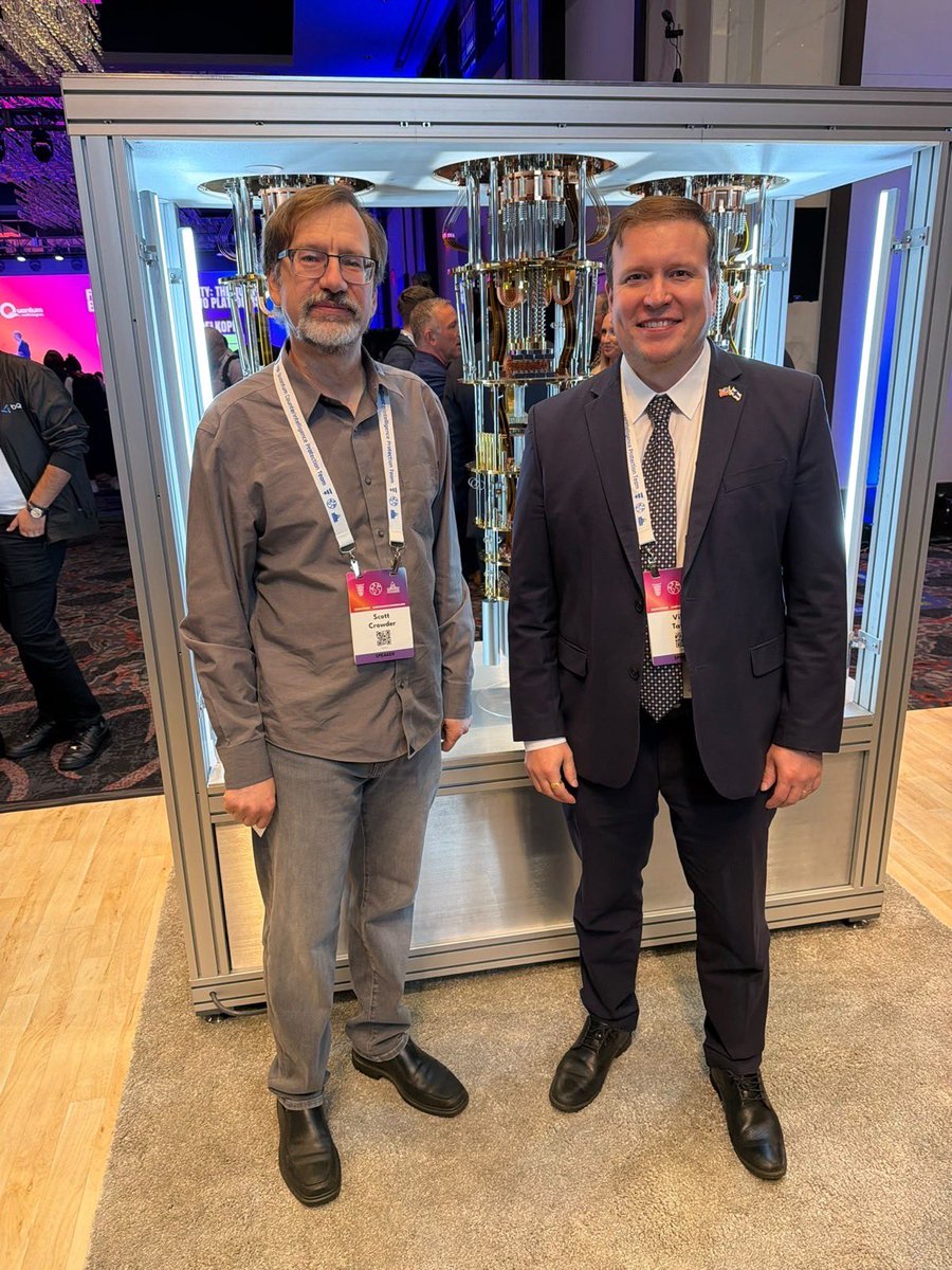 VilleTavio's tweet photo. Had the pleasure of being a keynote speaker at the Quantum World Congress, one of the world’s leading quantum events, in College Park, Maryland.

The Finnish delegation included many of our leading quantum companies and research organizations: IQM, Bluefors, Vexlum, QMill, Quanscient, SemiQon, InstituteQ and VTT.

On the sidelines, I had meetings with several other industry leaders and partners, including Google, IBM, Microsoft, Boeing, Airbus, IonQ and Lockheed Martin.