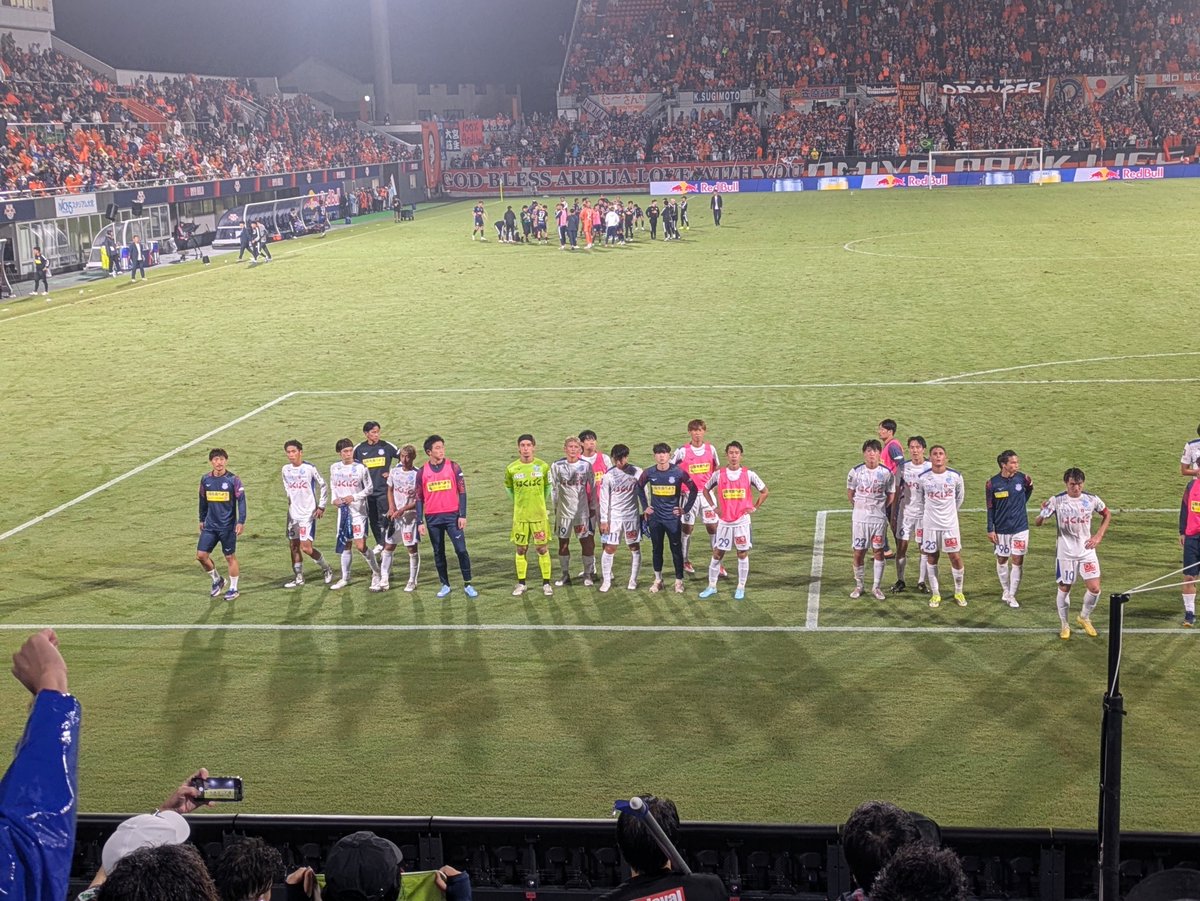 tpko6pxuto's tweet photo. 言いたいことはたくさんあるが、
とにかくやり切れ
先制点を決めろ
監督は変えるな
以上 https://t.co/SeT0Fw4qAh