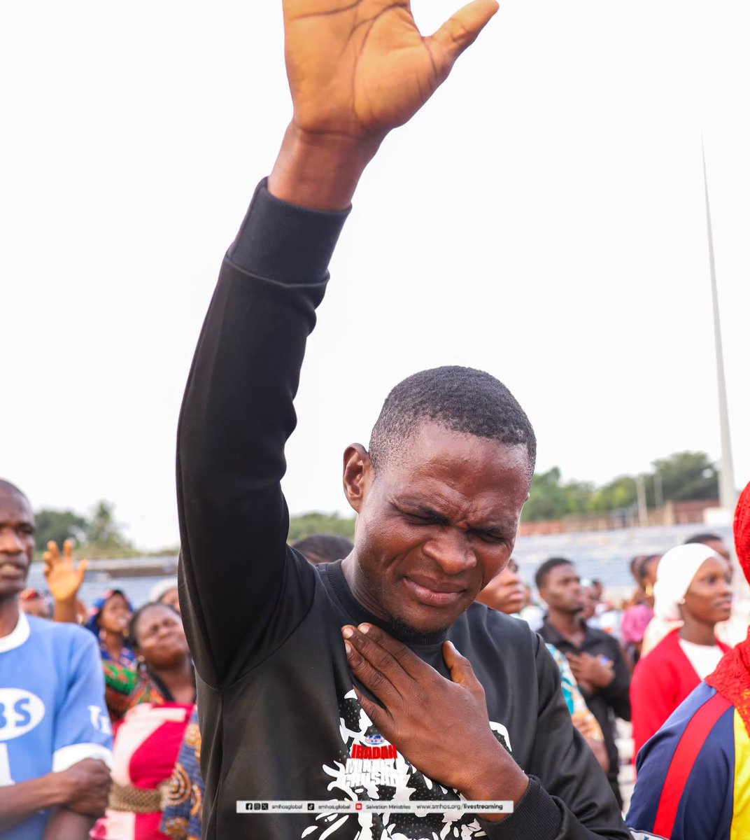 smhosglobal's tweet photo. Deep moments during the Ibadan Miracle Crusade as hearts were poured out for God's intervention, and amen, indeed, their testimony has been born. 
#SMHOS #smhosglobal #IbadanMiracleCrusade #IMC https://t.co/JkPsZtLQz4