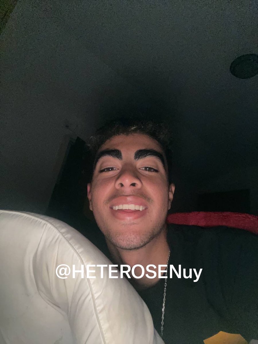HETEROSENuy's tweet photo. flaquito desnalgado, vergon asegurado 🤤 https://t.co/3k1WZBBmr7