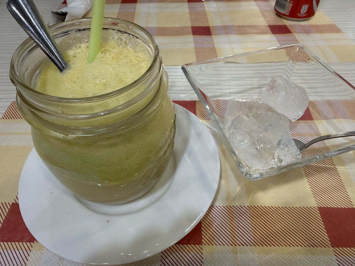 kidnapped_teddy's tweet photo. Ravenna. ๐ฎ๐น
Time for some fruit intake
Kiwi ๐ฅ
Apple ๐
Ginger ๐ซ
What a lovely presentation
#GoVegan
#Fruittastic https://t.co/xyF3FJhDhG