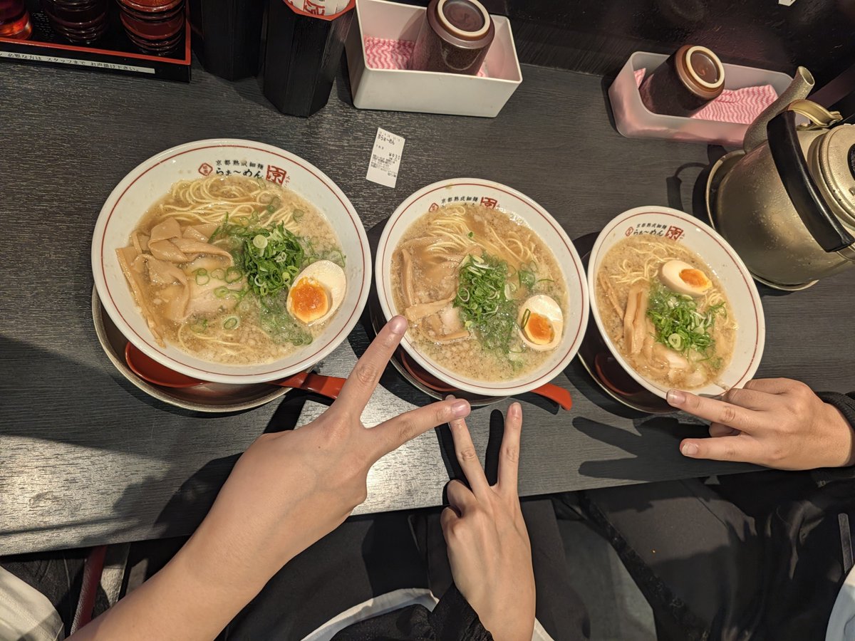sub42666475's tweet photo. After〰️🍜
@rippy_04  @Chiya_0310 https://t.co/ykxXEeYCeg