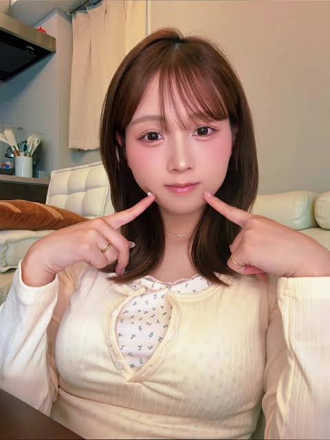 5485758yk's tweet photo. #R18なりきりさんと繋がりたい
#なりきり #イメプ 
こんばんわ♡やっほ♡
返信早い子好き♡
ロル上手い子も好き♡
私の事抱いちゃう？♡
人妻だよ♡いいねから選ぶね♡ https://t.co/WuwelDuwt8