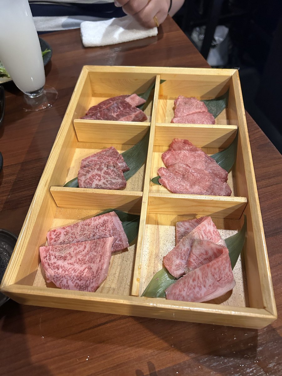 KINTETSUoosaka's tweet photo. 締めの呑み開始したよー
散々息子達にご馳走になったわ。
楽しい二日間やった😃 https://t.co/5MWUFsfCfU