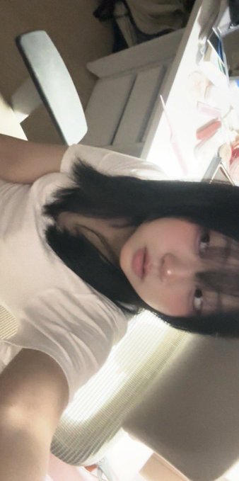 ZenobiaBabed's tweet photo. 일본이랑 한국이랑 자지대결 하면 
누가 이겨?♡
#일상계_𝕏친소 #일상계𝕏친소 #일상계트친소 #만날사람 https://t.co/EnUIjs9QtL
