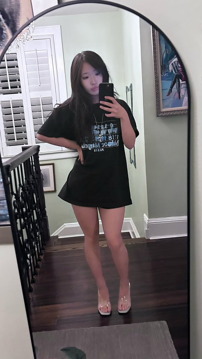 Yourownervivi_'s tweet photo. thinking about what painful task my next sub deserves https://t.co/nYSIuOv6nC