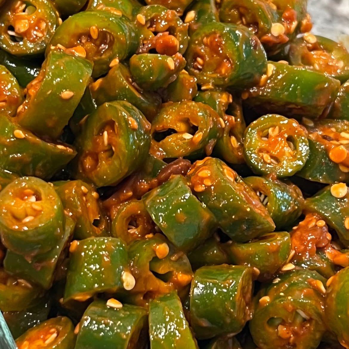 yamyomyumyam's tweet photo. 내가 라면보다 빨리 만드는 맛보장 오이고추무침🤤‼️

소스는 된장1.5 고추장1 간장 0.5 들기름1 통깨1 끝!

진짜 보리차물에 밥 말아서 이거만 퍼먹어도 맛죠음🥹