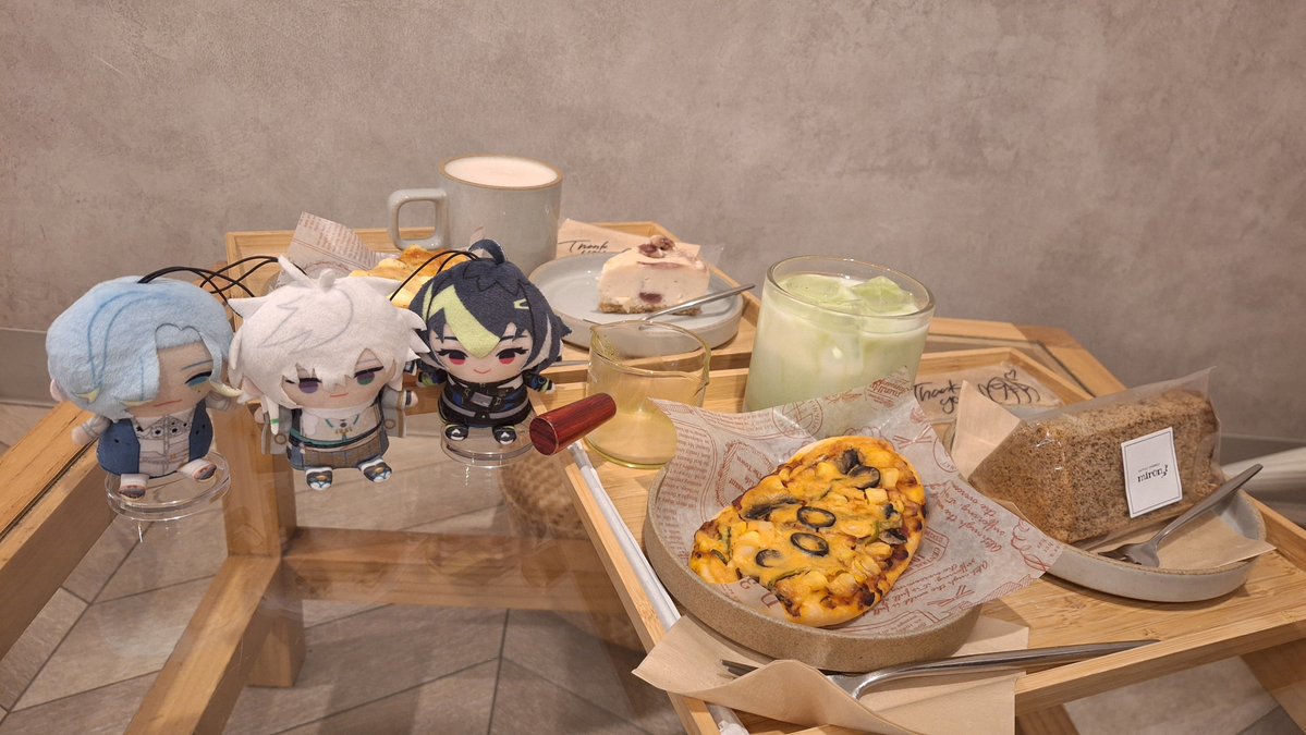 uMe__2434's tweet photo. あーちゃんと！！
POPUPショップ&amp;カフェ巡り☕ https://t.co/OyqQ5znaQn
