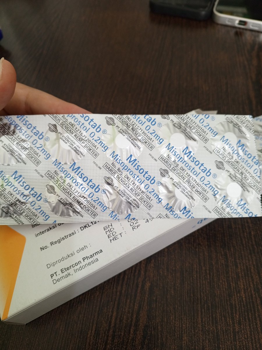 Luananava_'s tweet photo. Misoprostol, miso, misop. Ready perbox, perpapan, perbutir! https://t.co/VWMQsB2thz