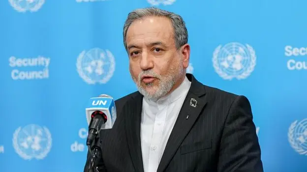 AnnJohn30914404's tweet photo. Iranian Foreign Minister Araghchi says they've proposed a deal to the US that would see the Strait of Hormuz reopened within a week if the necessary conditions are met. The choice rests with the US he said. Seems Trump rejects the deal, so a renewed bombing campaign is likely. https://t.co/D7zPfIKTY9