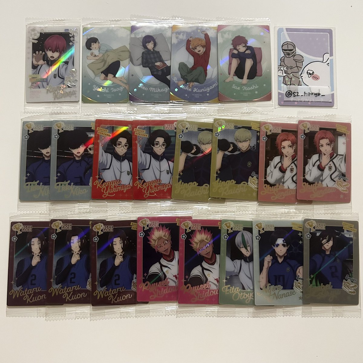s2_hanya_'s tweet photo. 交換 譲渡 ブルーロック ウエハース6 ブルロ 

【譲】潔 蟻生 乙夜 久遠 士道 七星 二子 閃堂 雷市 雪宮 冴 國神 玲王 黒名

【求】氷織 または100円/枚+送料＞清羅(氷織含む場合のみ) 

都内手渡し＞郵送
お声がけ重なる場合は下2段含む方優先
氷織は買取も可能です。
よろしくお願いいたします。 https://t.co/qN0iUa0Tcu