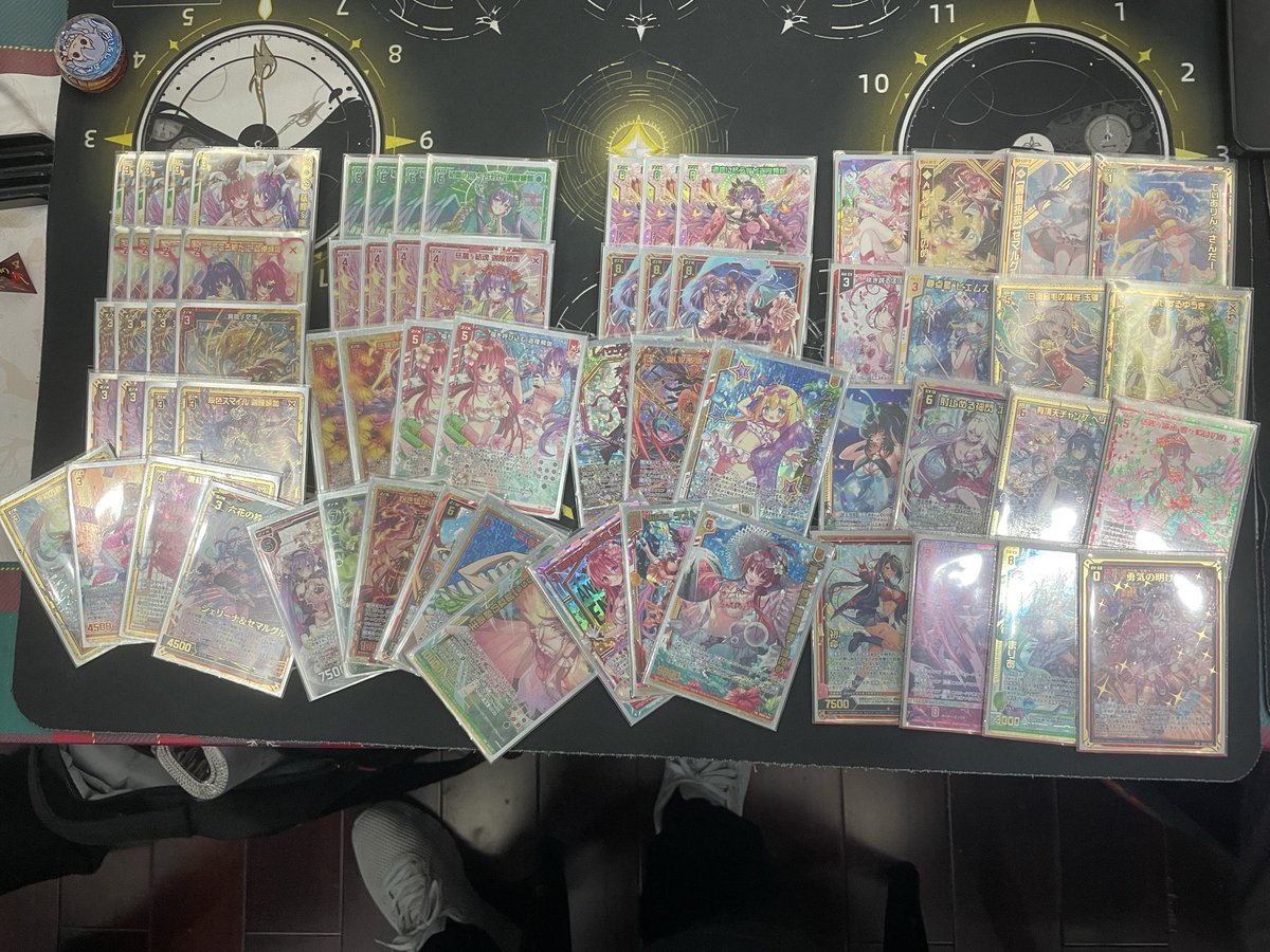 ianodA_Magus's tweet photo. #ZX_TCG #ZX_TCG_DECK
本日の杭州　第一回西湖酢魚杯(11人)
METAおよび上位3名のデッキは以下の通りです

1位 ほのめ
2位 黒剣兵
3位 グロリア
4位 レヴィー
 
ちなみに西湖酢魚杯とは、ベスト4に入った者が敗者の中から1名を指名し、西湖酢魚(有名な闇料理)を1皿食べさせることができるというものです https://t.co/BKXRfcyayG