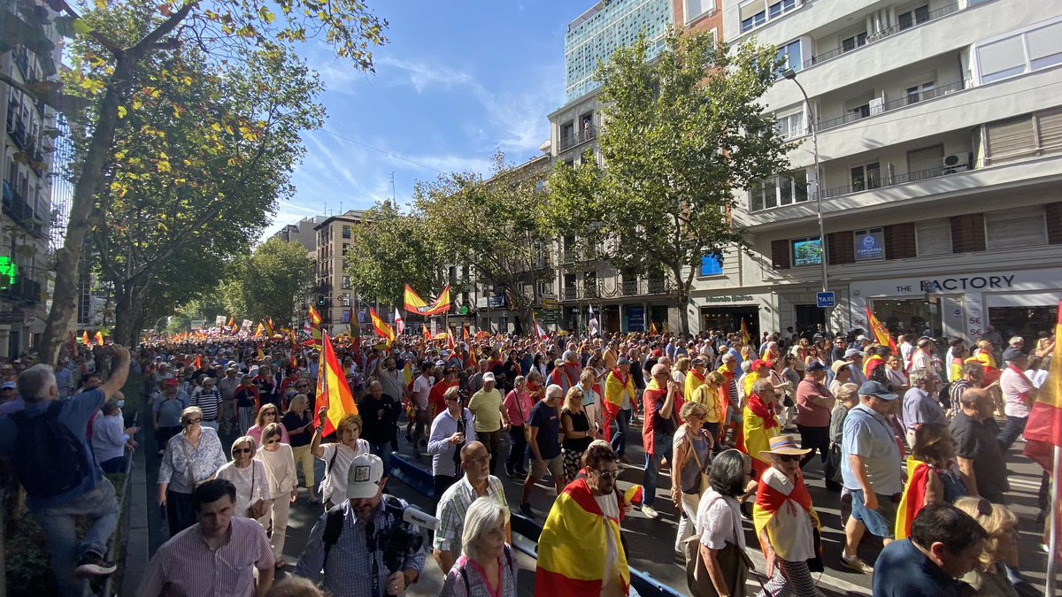 Euler_2_71828's tweet photo. @Doct_Tricornio @Mara7246326776 España grita que Ceuta es española. 
PSHDP. https://t.co/IekP7ieEfm