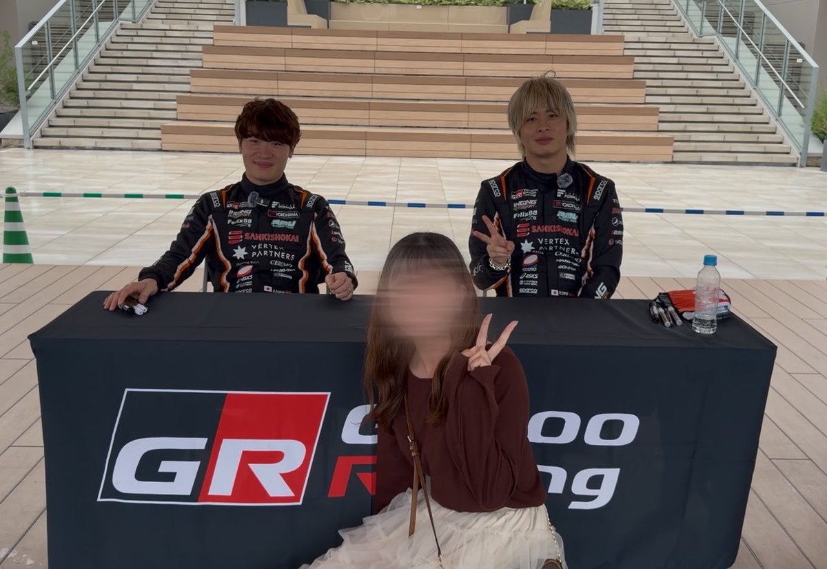fruitSENA's tweet photo. 岡崎アウトレットトークショー🌟

初めてサイン会行ってたくさん話せて大満足~!!! https://t.co/WL2PwjI0Ec