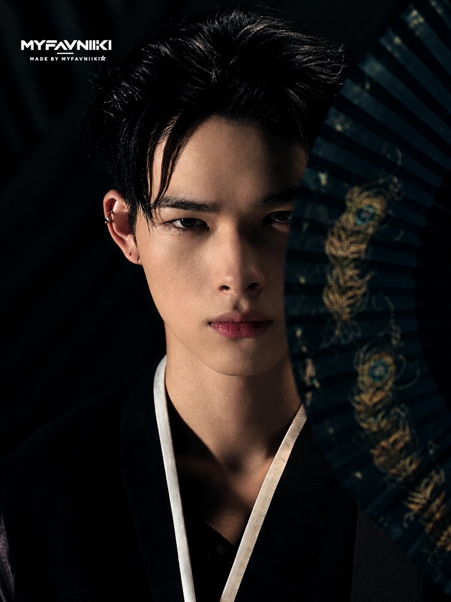 PUNINIKII's tweet photo. NISHIMURA RIKI NEW photoshoot
. 
. 
#NI_KI #니키 #ニキ #西村力 #ENHYPEN #엔하이픈 https://t.co/CvGEeSf0KJ