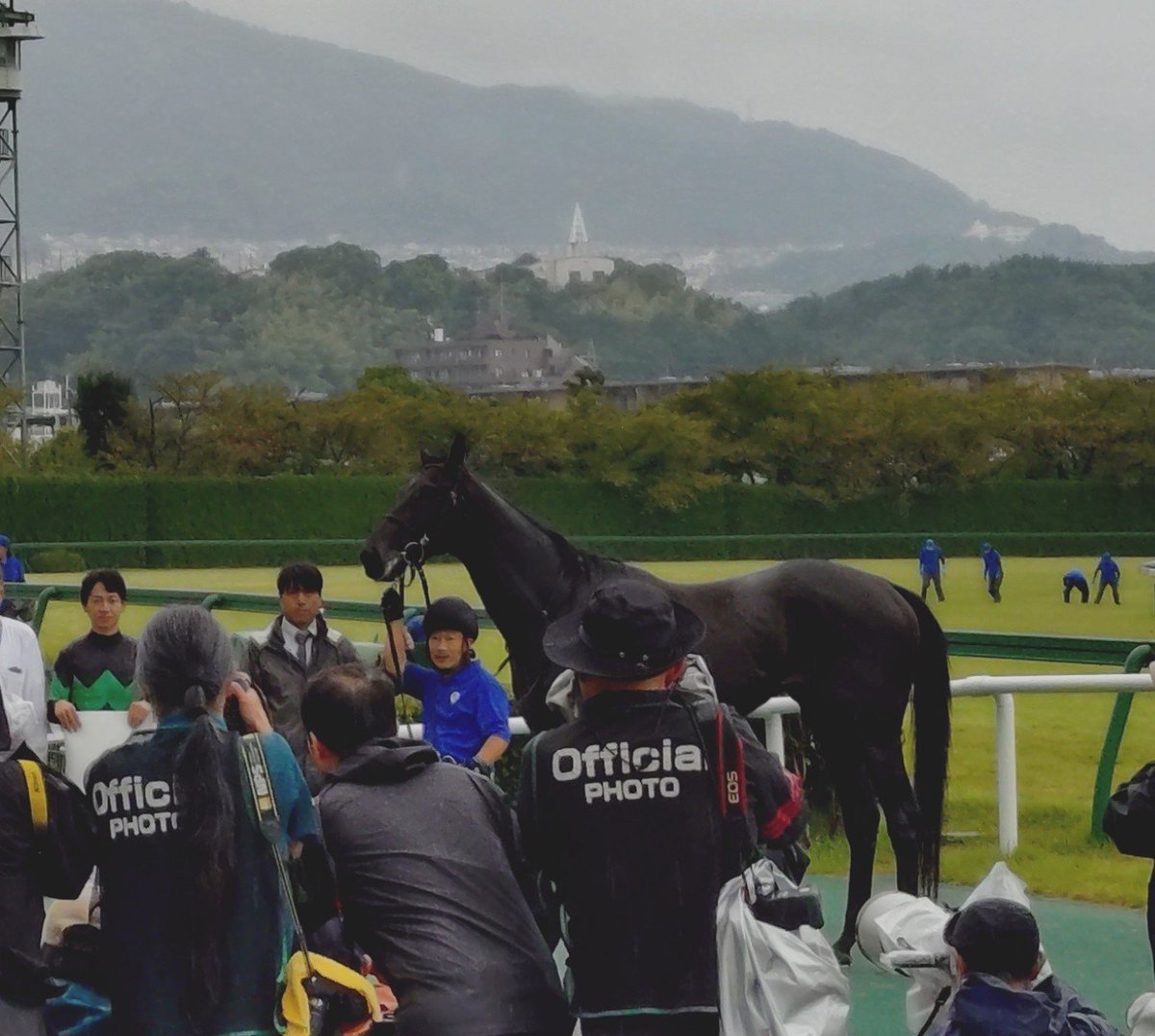 61kotimi's tweet photo. #エースフライト
口取り
🐎出資者の皆さまおめでとうございます㊗️🎉
久しぶりにクラブの口取りが見れてよかったです👍😆 https://t.co/DLRtgZZP0u