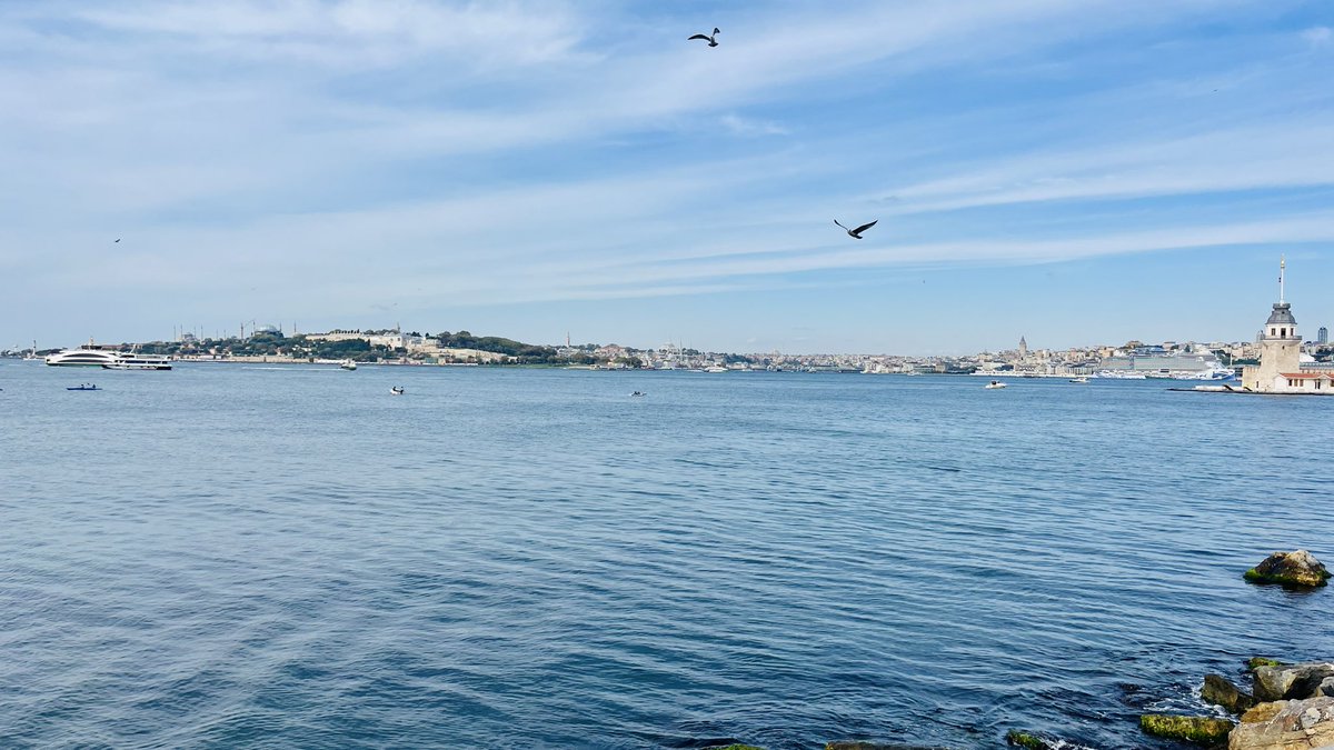veKierkegaard's tweet photo. Kanocu krallarla topkapıya dayanıp paşa kahvaltısı yapmak istedik https://t.co/cvqULipj48