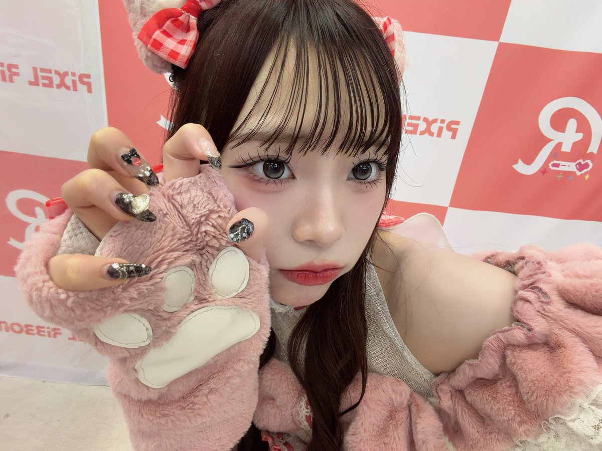 moe_pxrb's tweet photo. カメラロールも脳内も萌でいっぱいにするお約束🍀 https://t.co/p2aSRnV62a