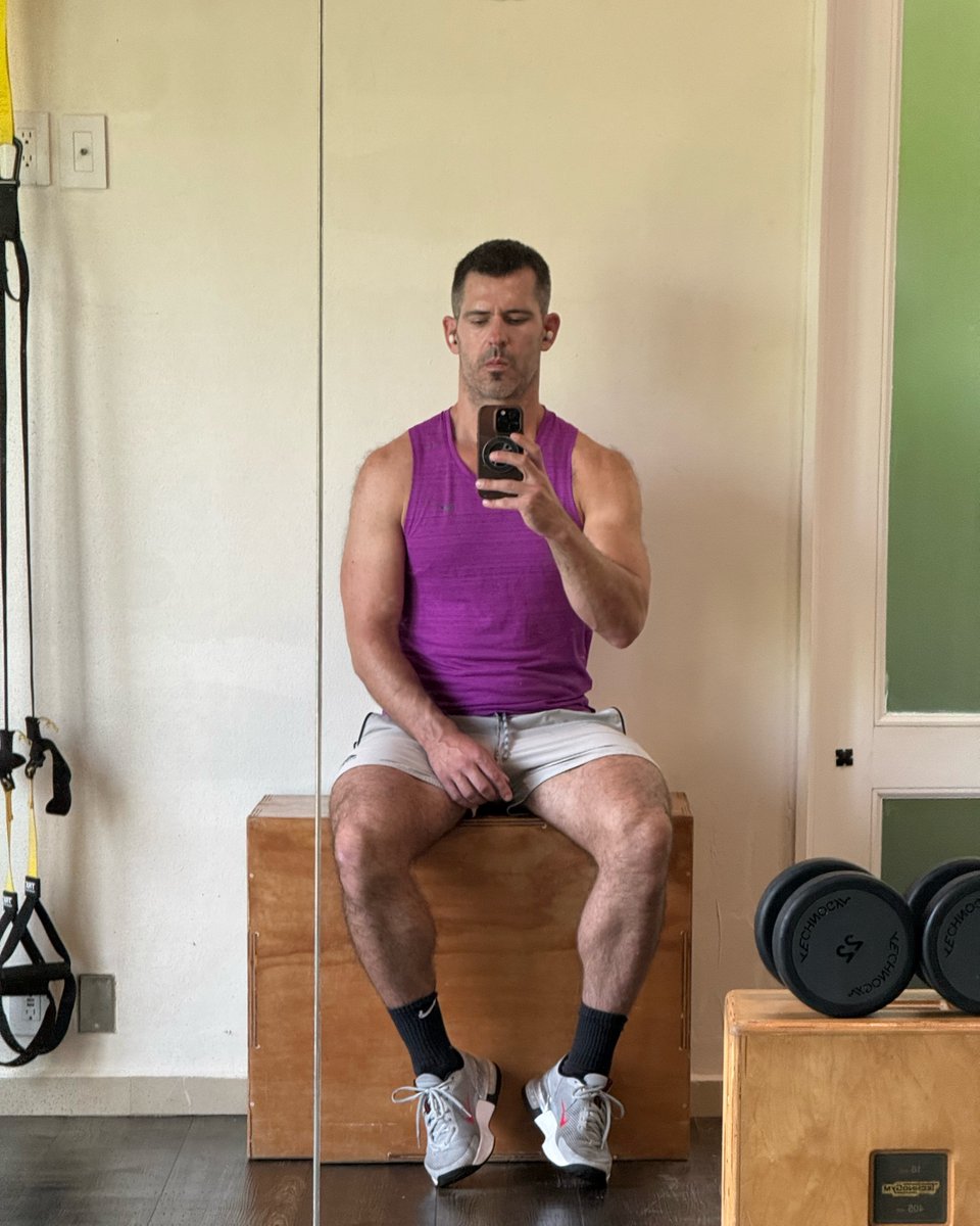AB's tweet photo. rest between sets https://t.co/pGeROb94yx