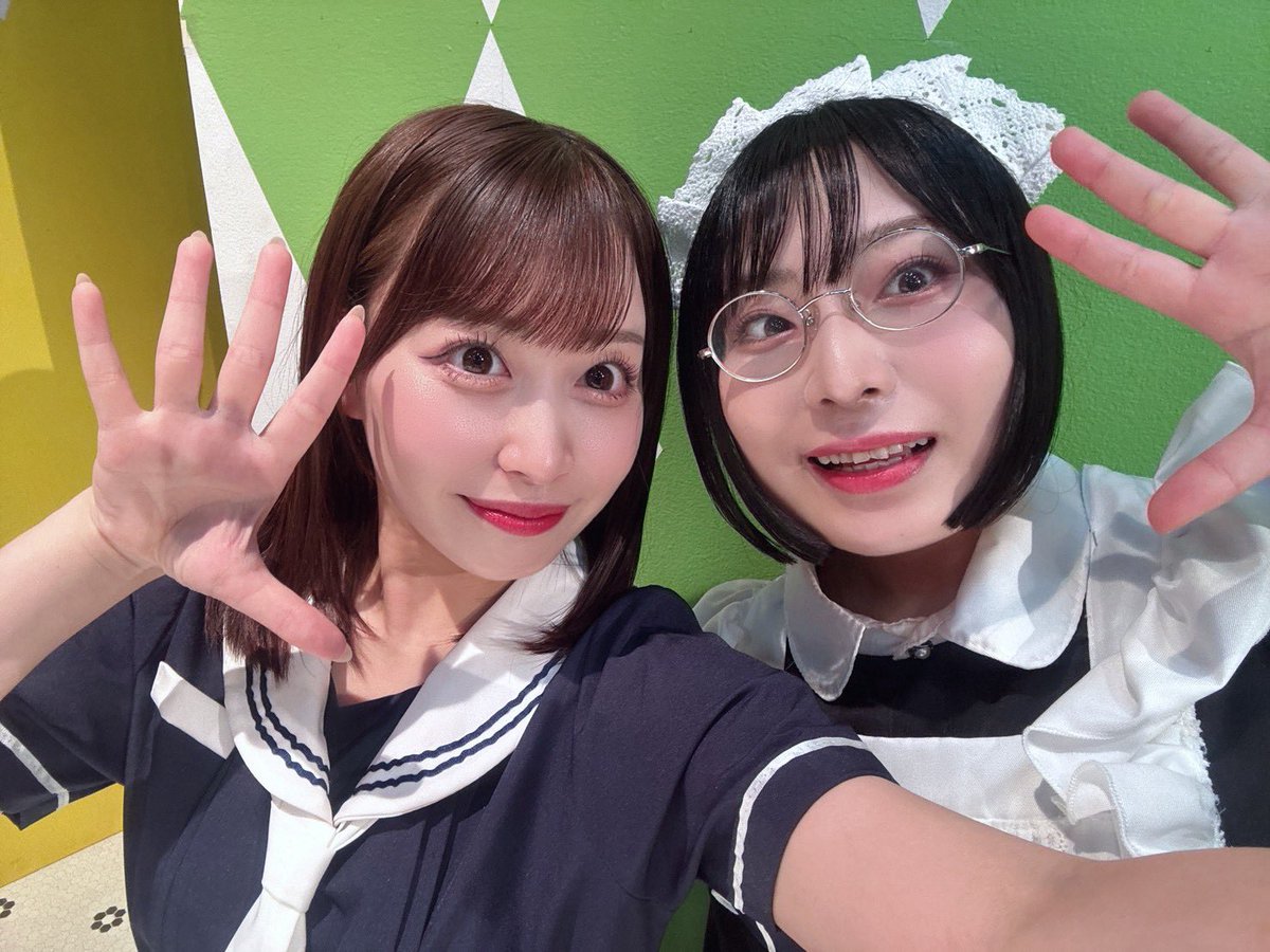 Rin_Wada's tweet photo. #お嬢様はバンドがやりたい
B 班前楽ありがとうございました！！！
残り千秋楽のみでさみしー！やりきります！！！
写真はお嬢様方と！ https://t.co/8UWyDFcPNU